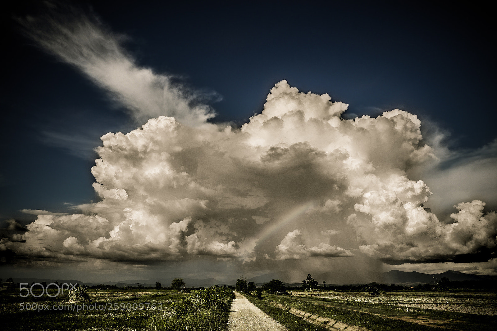 Fujifilm X-T10 sample photo. Storm approaching photography