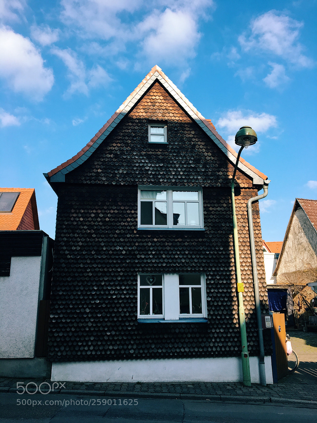 Apple iPhone 6s sample photo. House on the hill photography