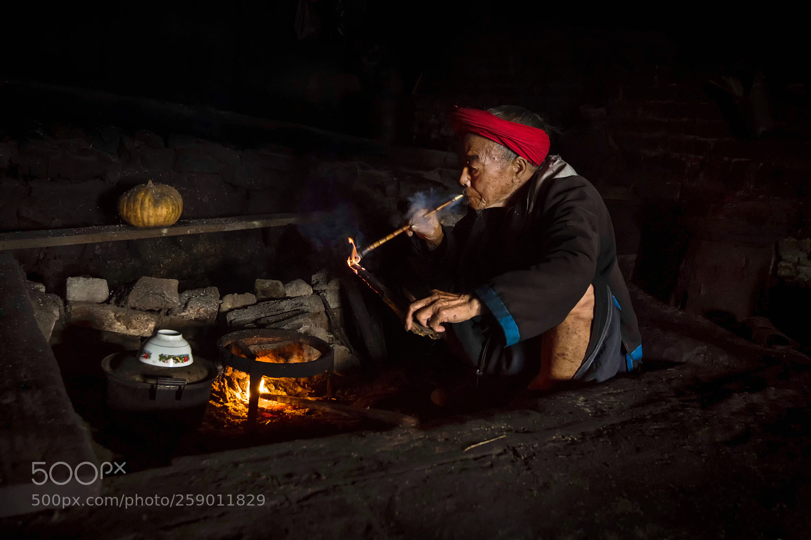 Nikon D5 sample photo. Smoking photography