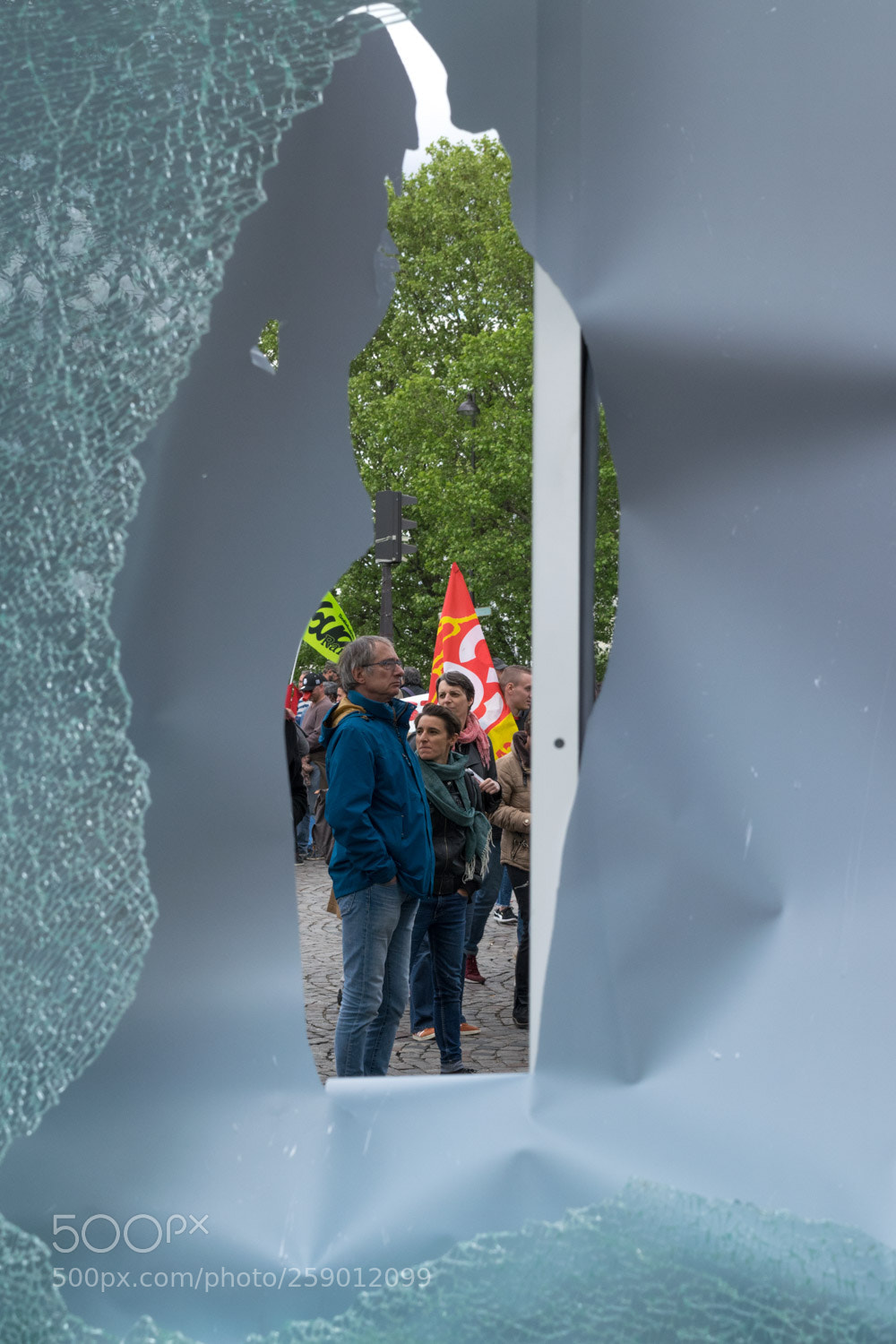 Nikon D5300 sample photo. Paris may day march photography