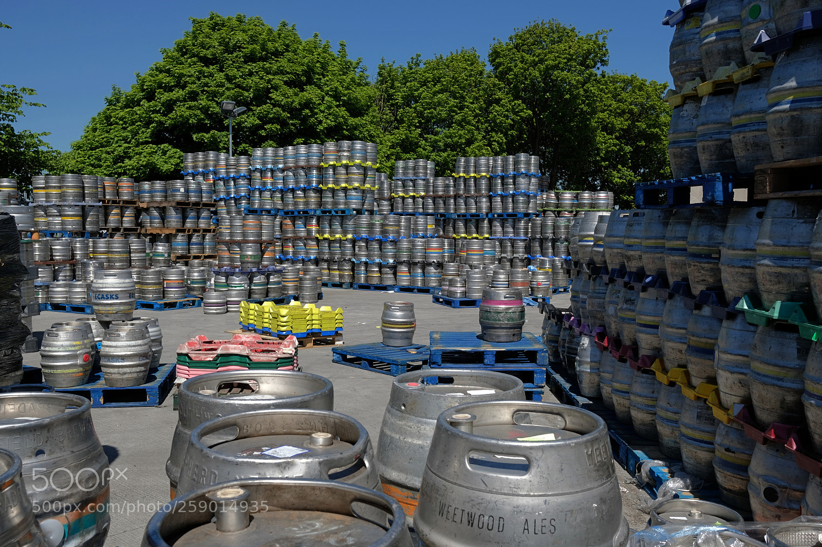 Fujifilm X-Pro2 sample photo. Beer barrels photography