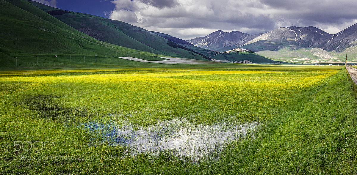 Canon EOS 600D (Rebel EOS T3i / EOS Kiss X5) sample photo. Castelluccio di norcia photography
