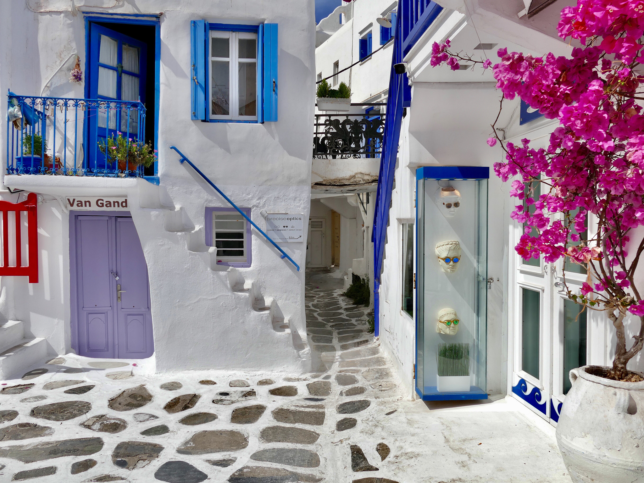 Leica V-Lux (Typ 114) sample photo. Mykonos y photography