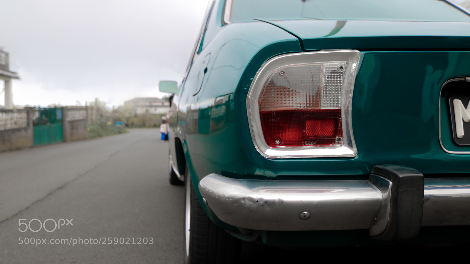 Canon EOS 760D (EOS Rebel T6s / EOS 8000D) sample photo. Back peugeot photography