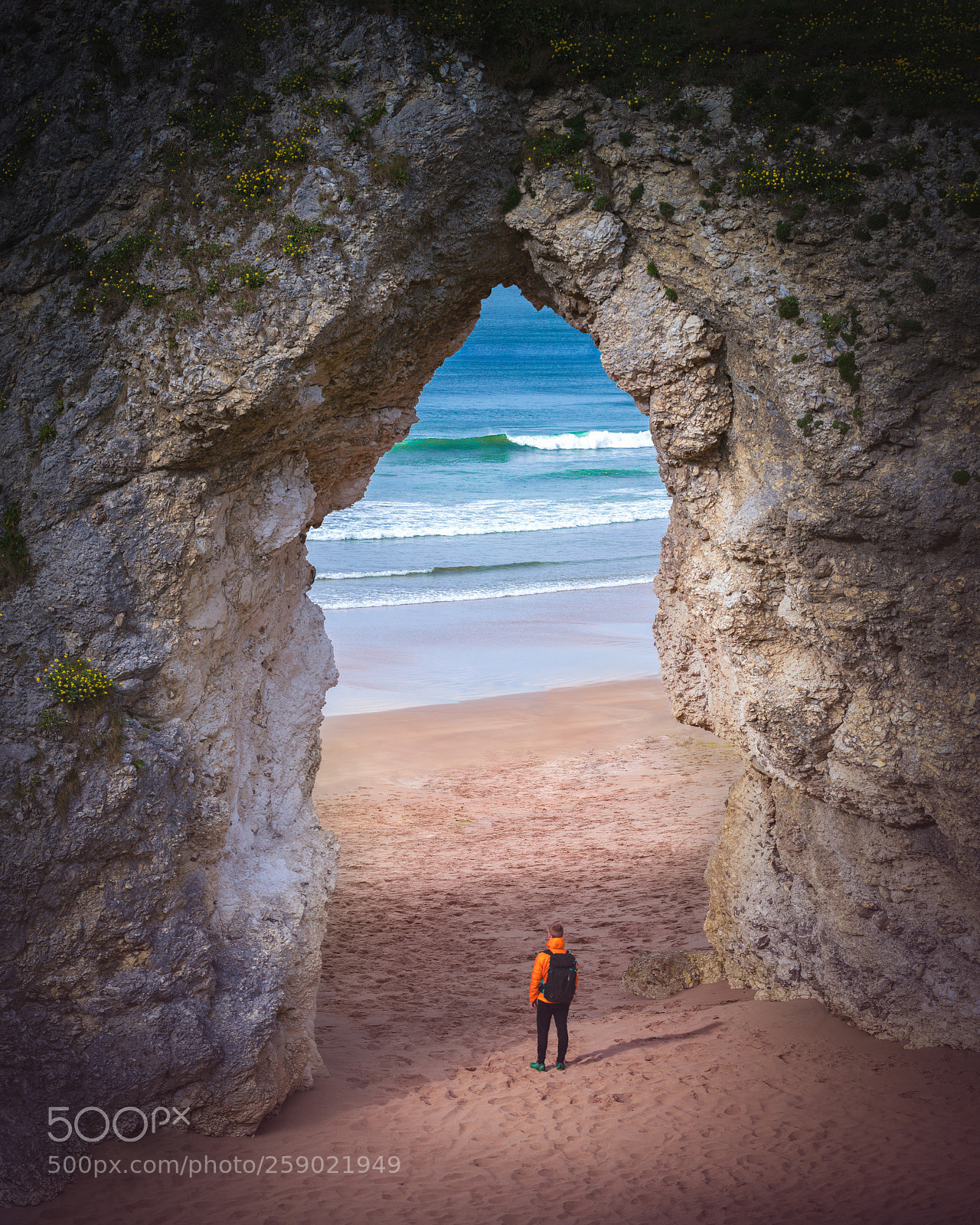 Canon EOS 5D Mark IV sample photo. White rock beach, portrush photography