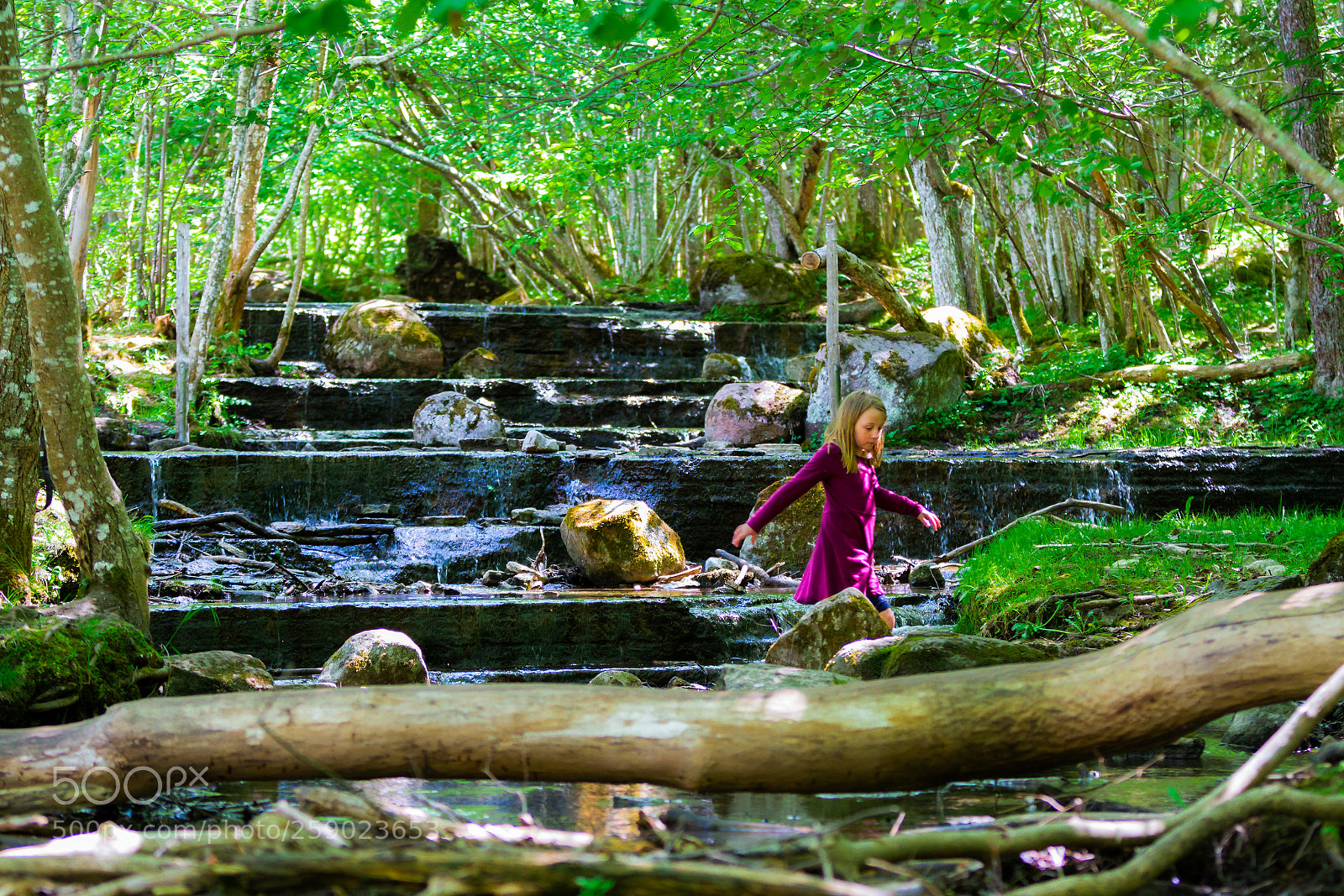 Canon EOS 7D sample photo. Girl in the creek photography