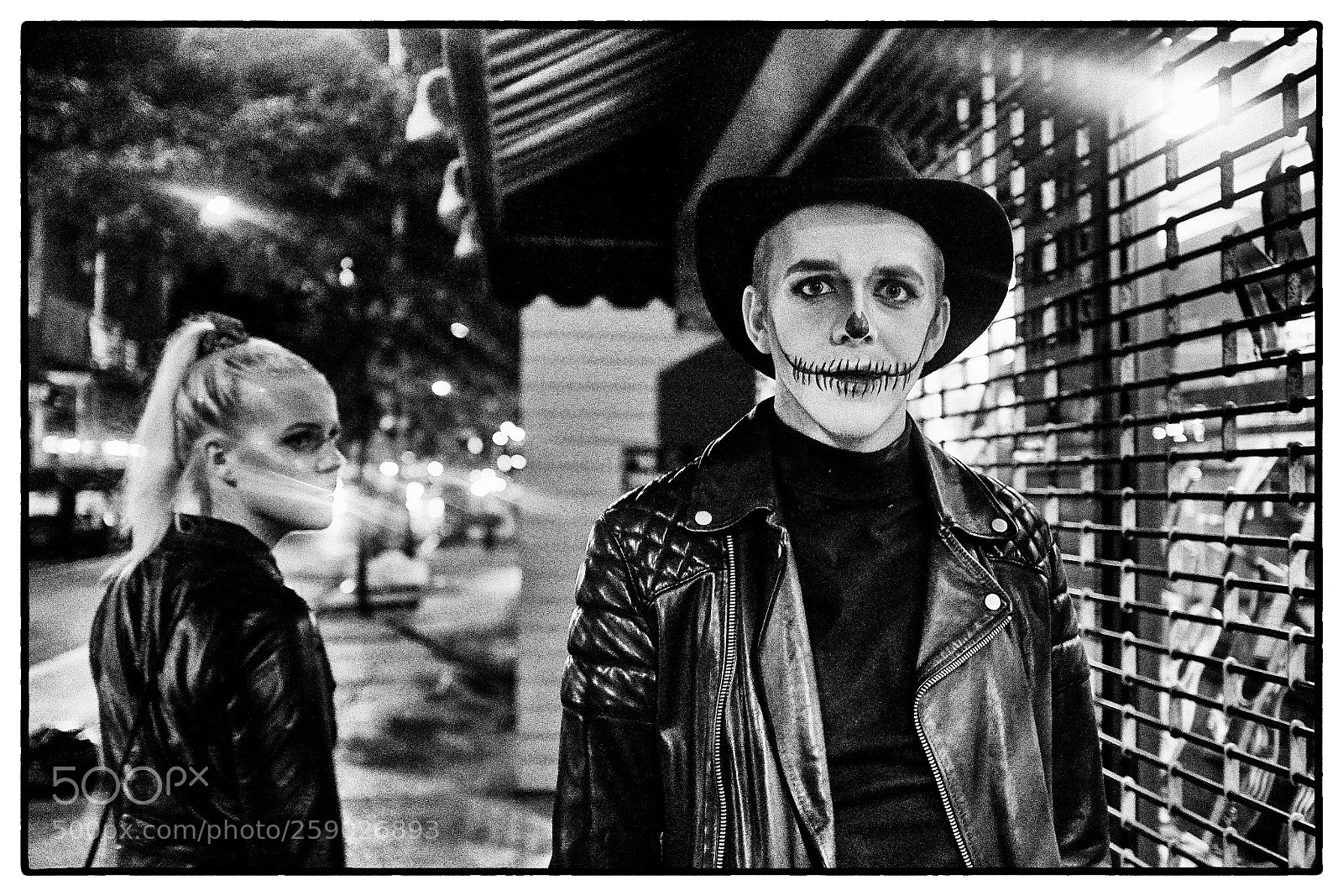 Fujifilm X100F sample photo. The skeleton head photography