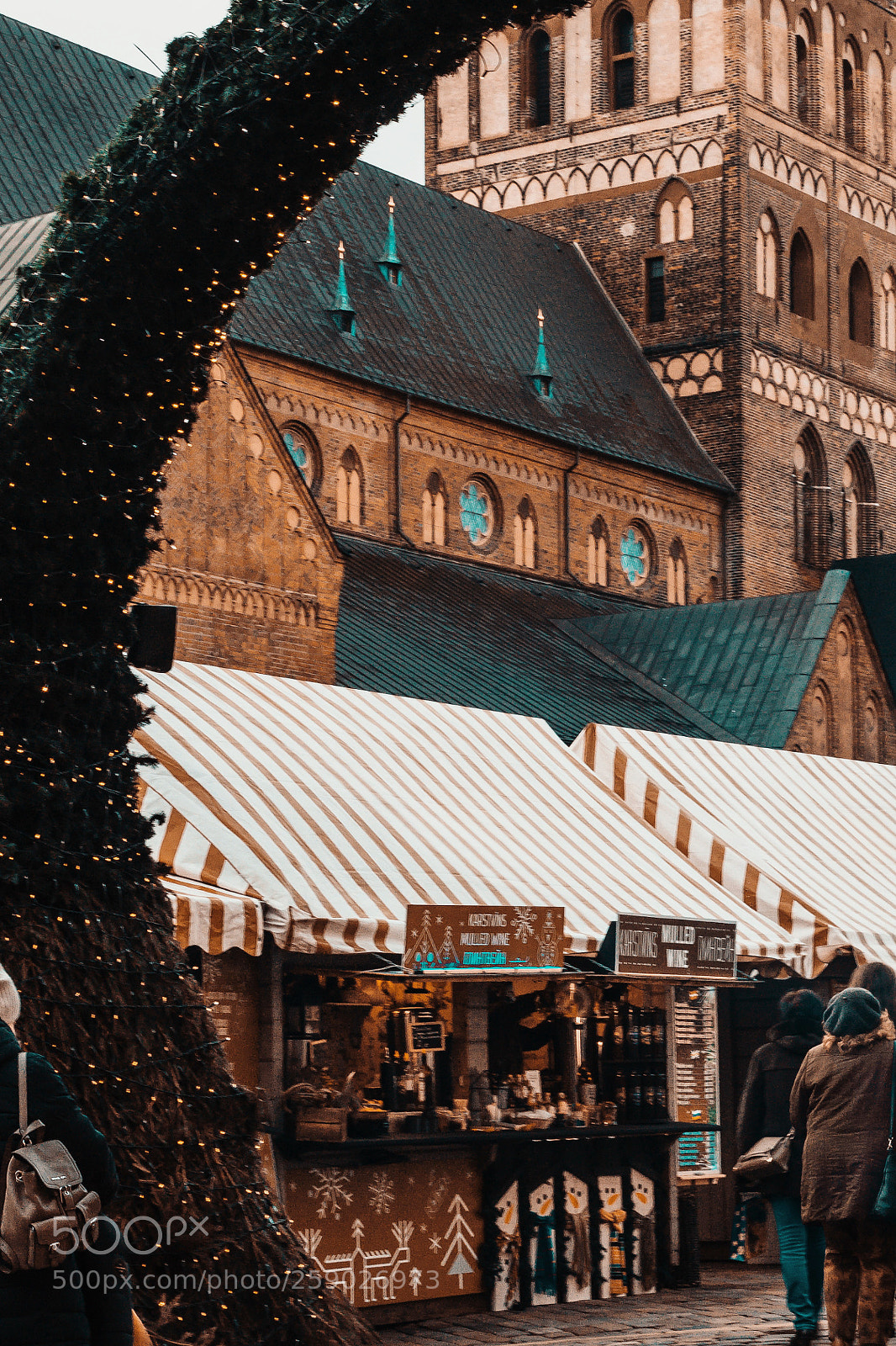 Canon EOS 1100D (EOS Rebel T3 / EOS Kiss X50) sample photo. Christmas markets photography
