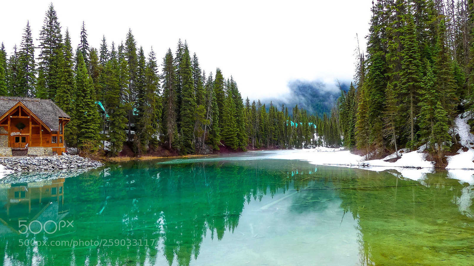 Panasonic Lumix DMC-FZ300 sample photo. Emerald lake... photography