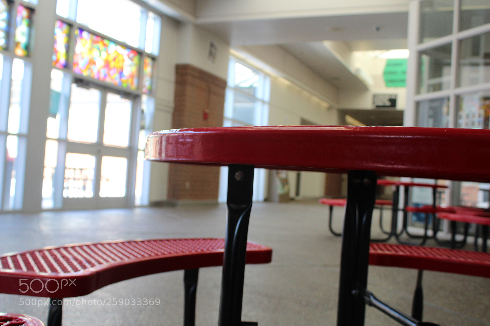 Canon EOS 1300D (EOS Rebel T6 / EOS Kiss X80) sample photo. Blurry table photography