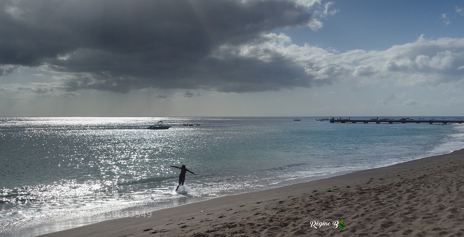 Samsung Galaxy Note4 sample photo. Between sea, sun and photography