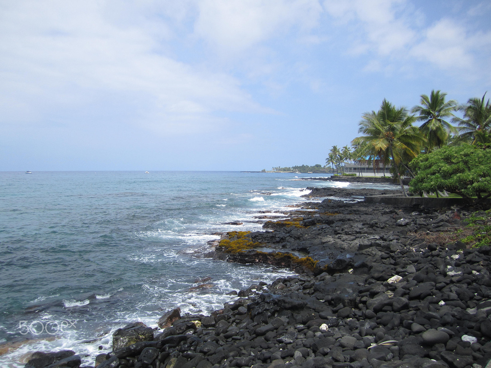 Canon PowerShot SD1400 IS (IXUS 130 / IXY 400F) sample photo. Volcanic shoreline photography