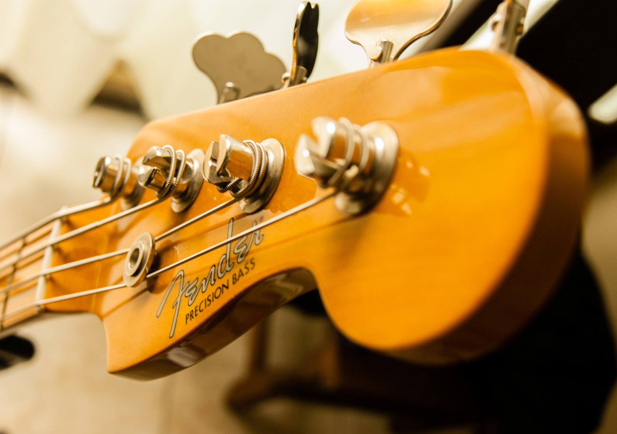 Sony Alpha DSLR-A290 sample photo. Fender pbass photography