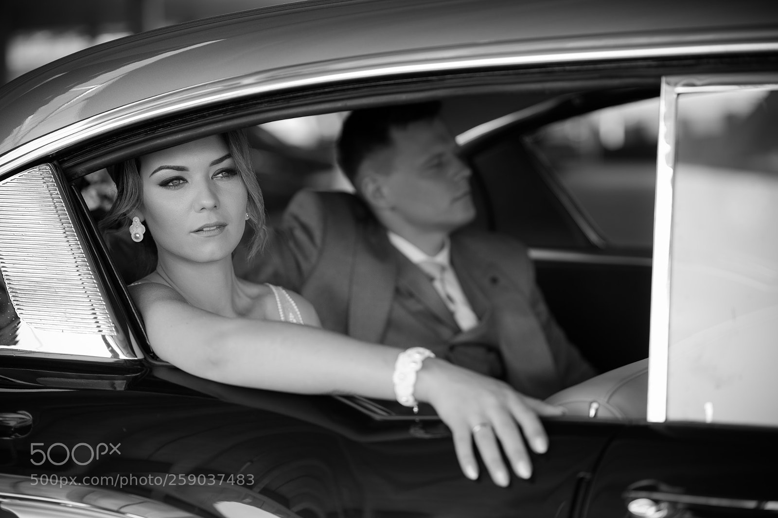 Sony a7 sample photo. Bride photography