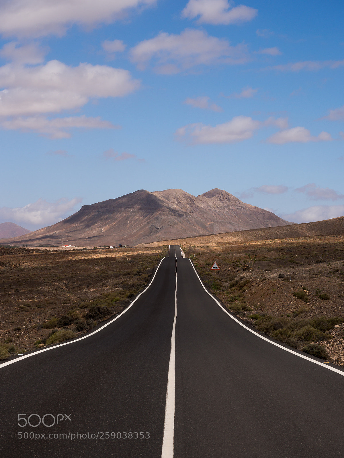 Olympus OM-D E-M5 sample photo. Fuerteventura roads photography