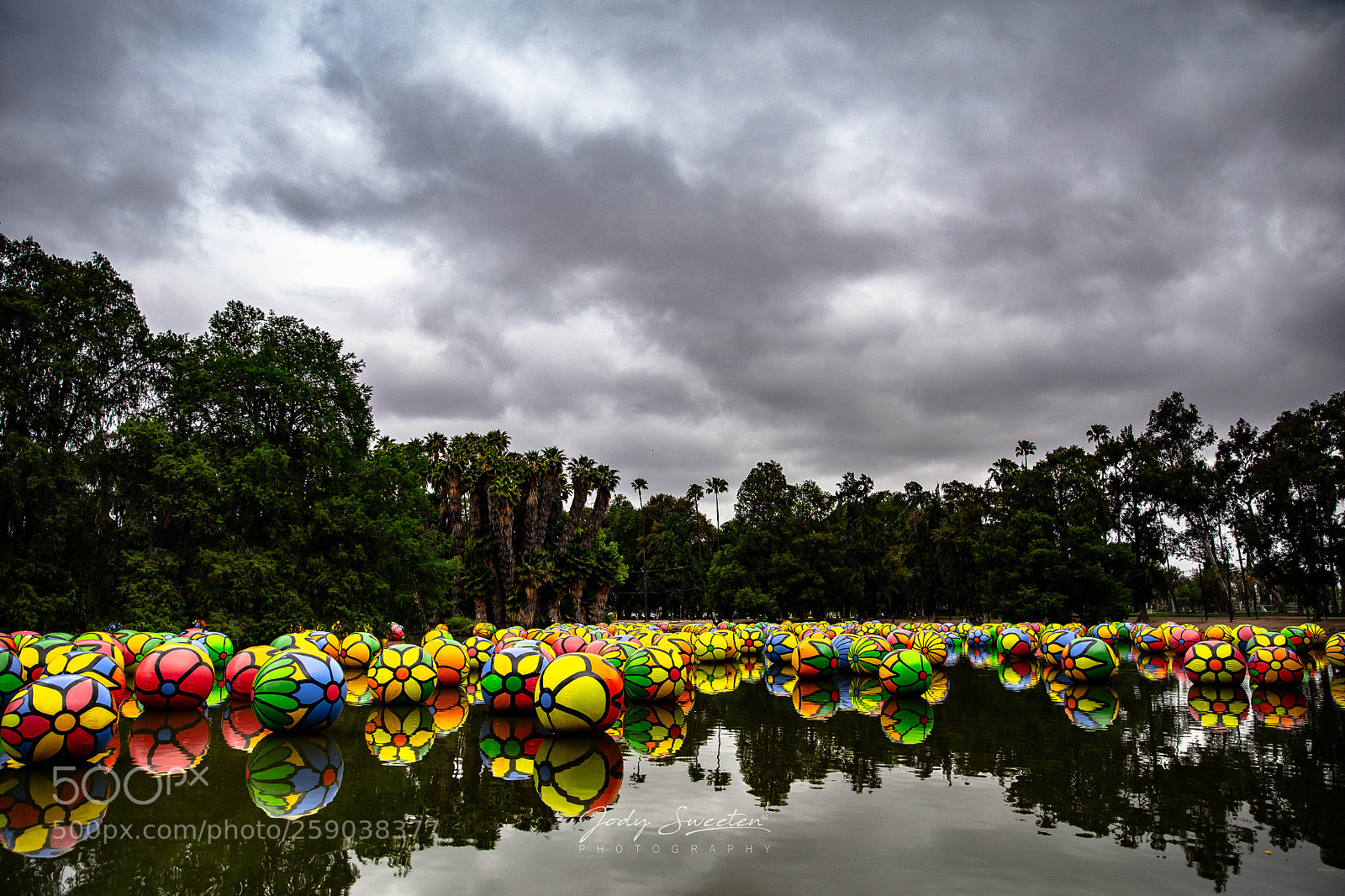 Canon EOS 6D sample photo. Community through color photography