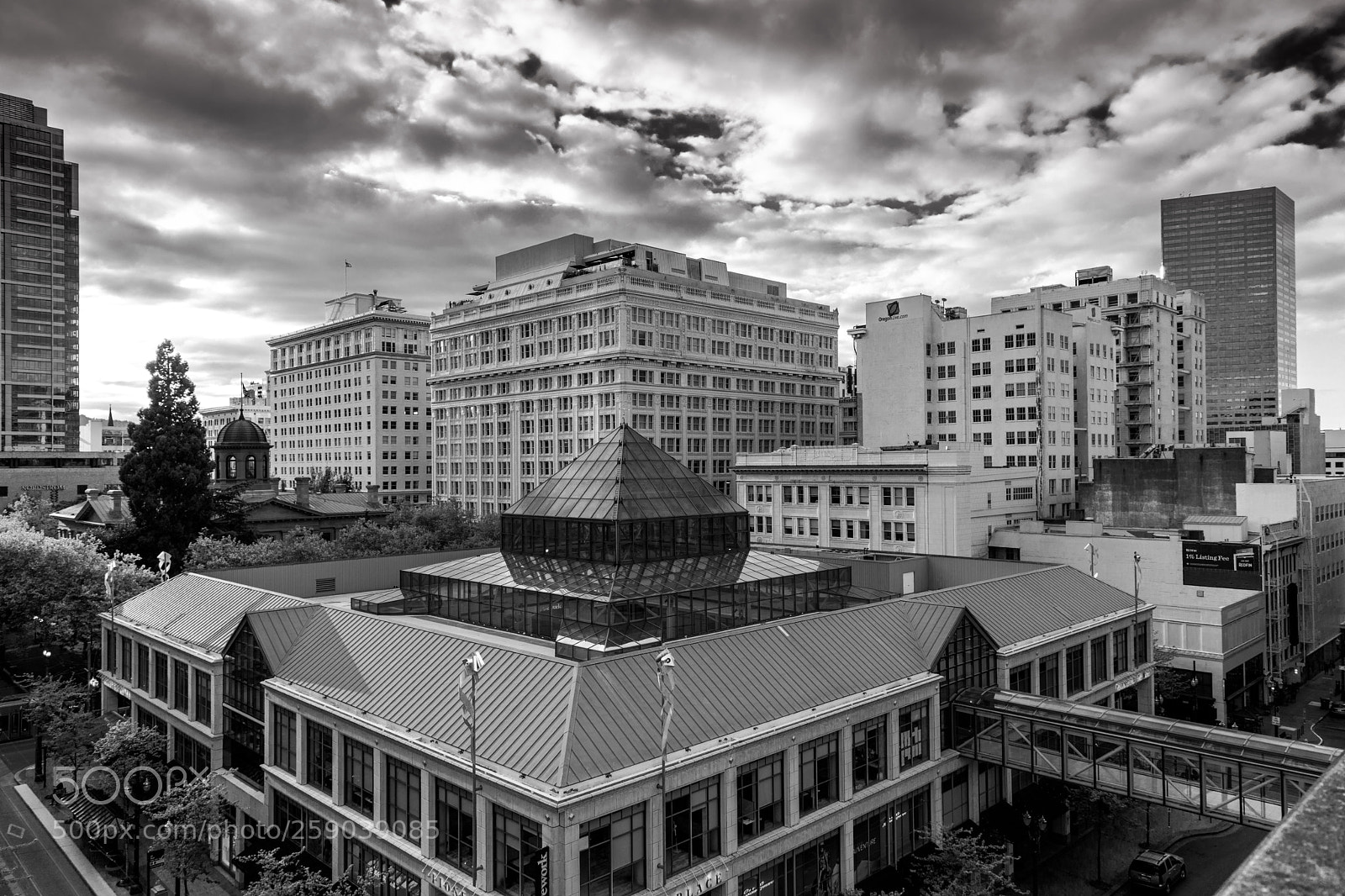 Canon EOS 5D Mark IV sample photo. Sunset downtown portland photography