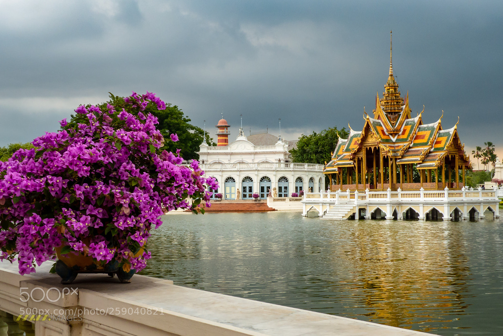 Panasonic Lumix DMC-FZ200 sample photo. Bang pa in phra photography