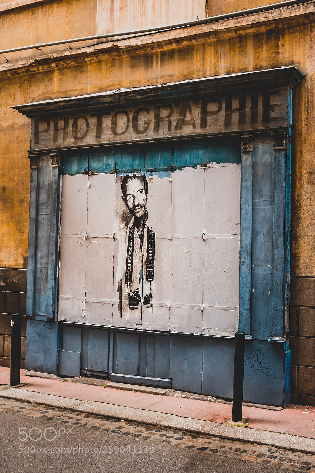 Fujifilm X-T2 sample photo. Closed photoshop photography