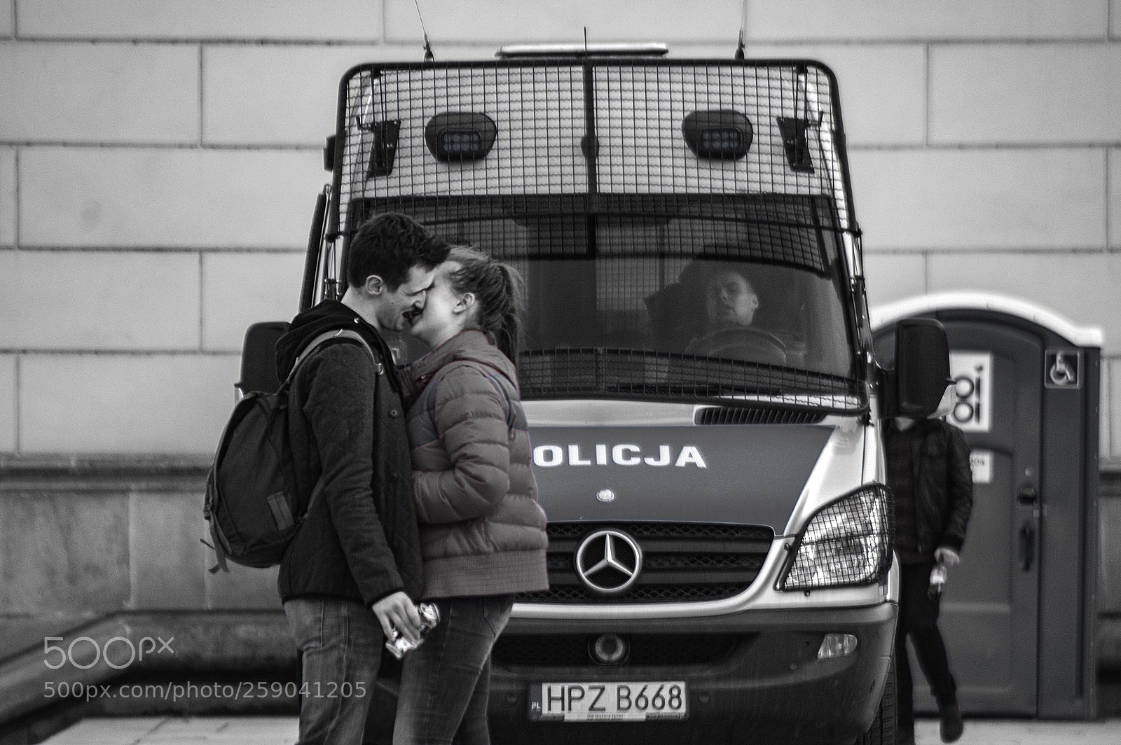 Pentax K-3 sample photo. The kiss photography