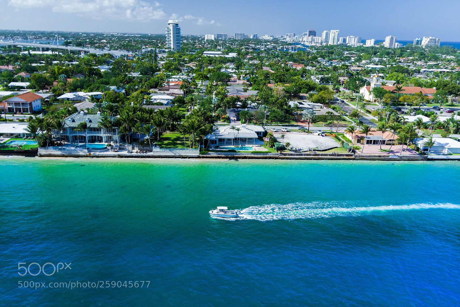 Canon EOS 1200D (EOS Rebel T5 / EOS Kiss X70 / EOS Hi) sample photo. Miami harbour photography