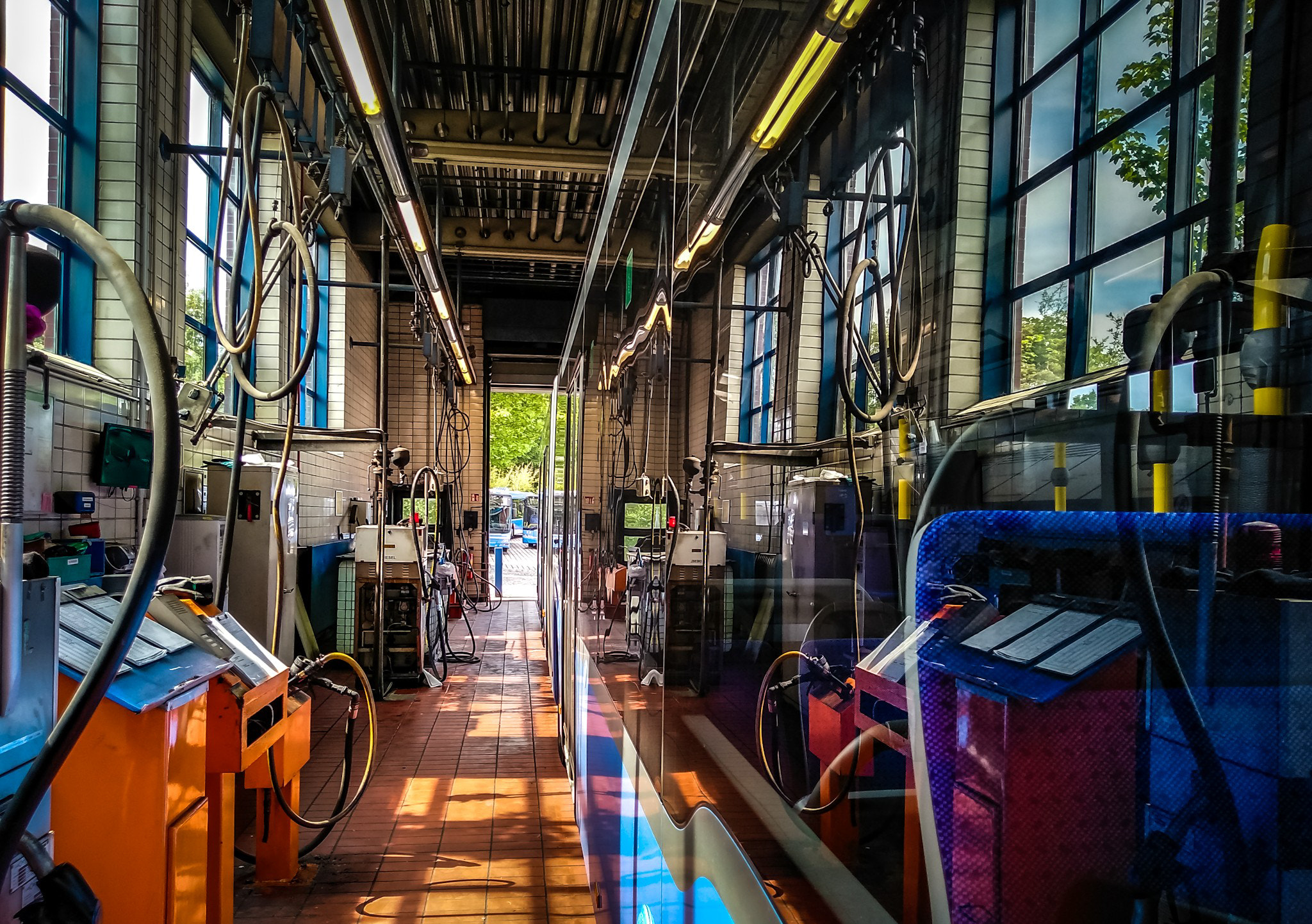 Xiaomi Redmi 5 Plus sample photo. Vehikel care photography