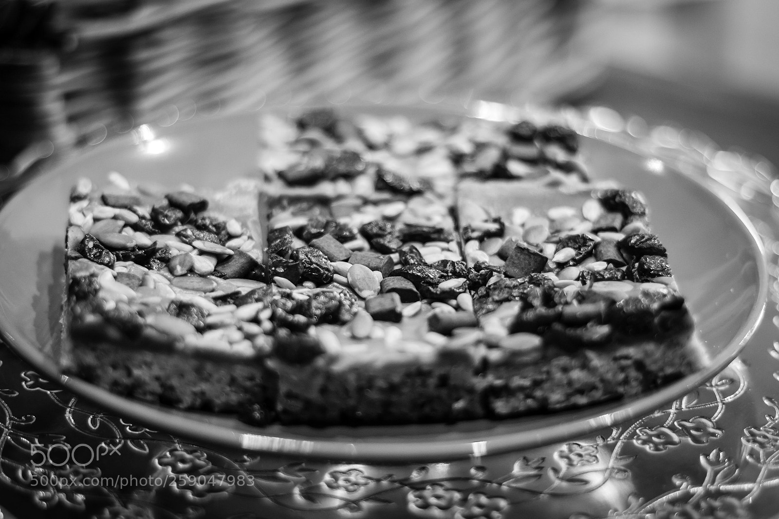 Canon EOS 650D (EOS Rebel T4i / EOS Kiss X6i) sample photo. Caramel heaven (b&w) (142/365) photography