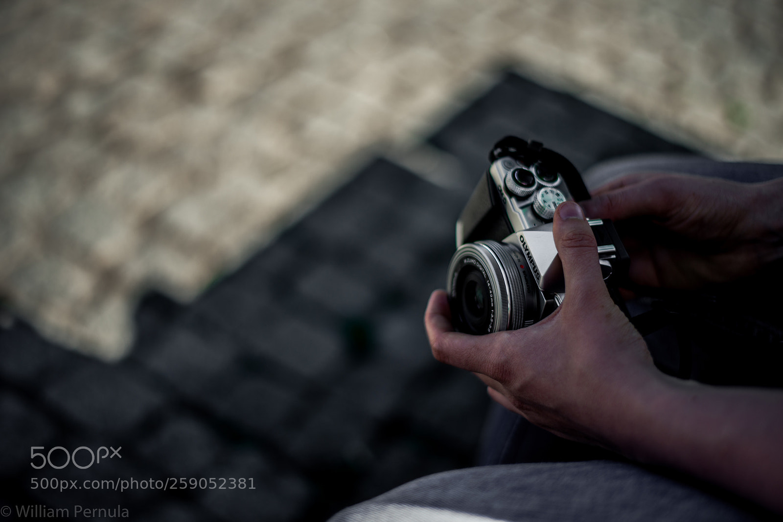 Nikon D800 sample photo. Street walk photography