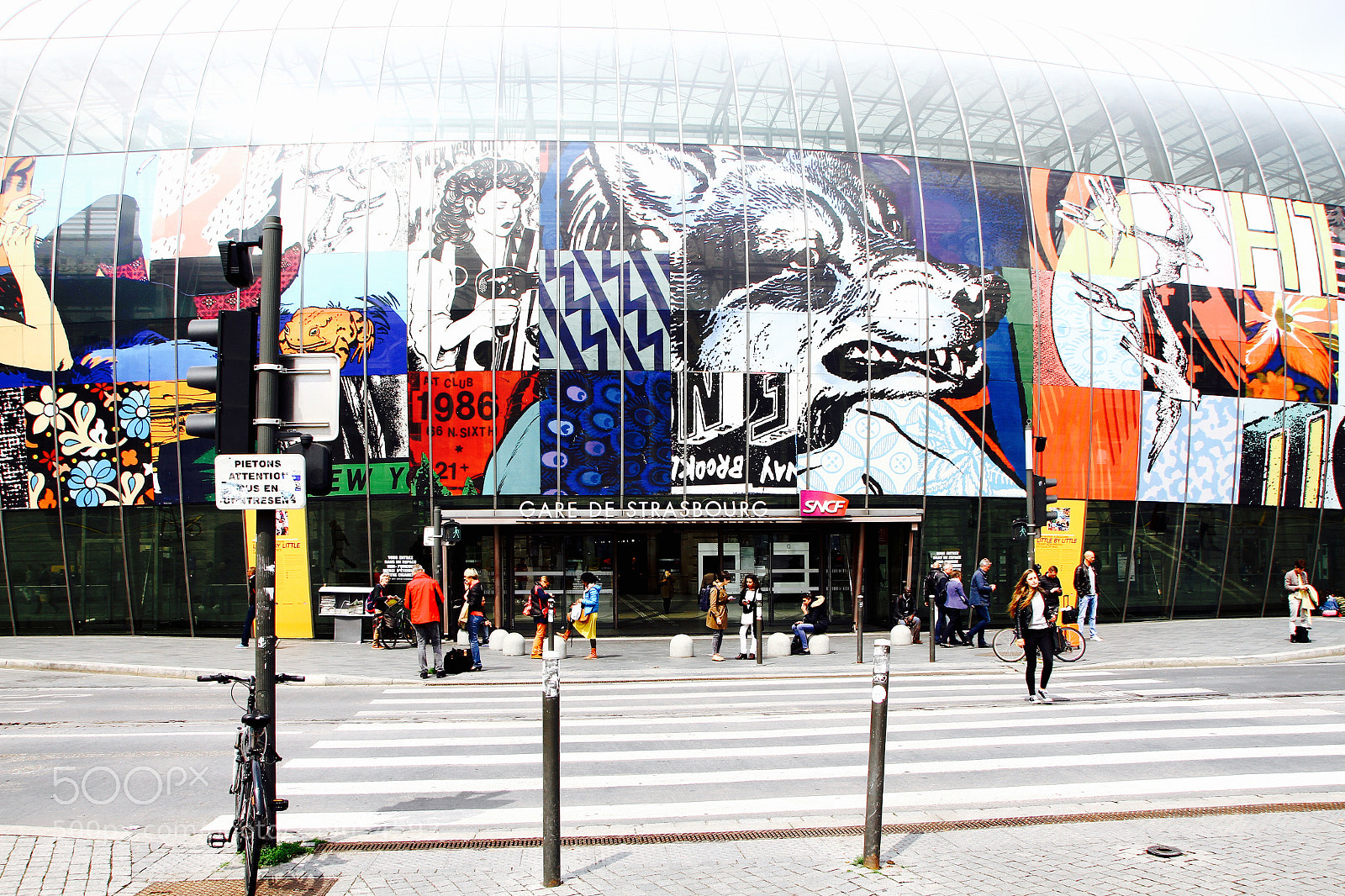 Canon EOS 7D sample photo. La gare. photography