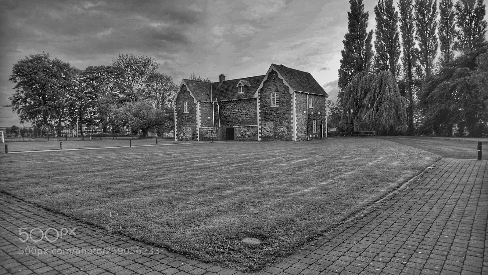 Sony a6000 sample photo. Roe valley hospital b photography