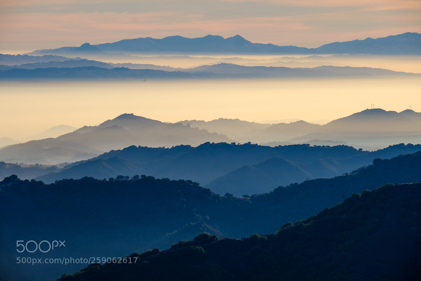 Fujifilm X-Pro2 sample photo. Mist over the valley photography