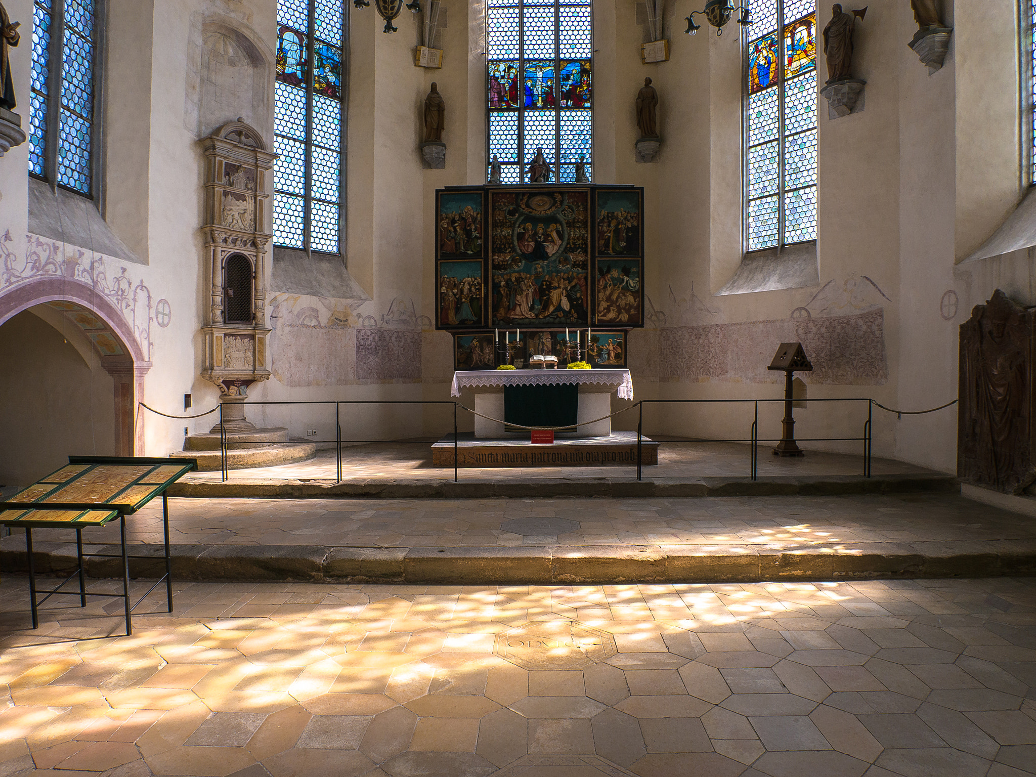 Panasonic Lumix DMC-G5 sample photo. Kirche st. maria auhausen photography