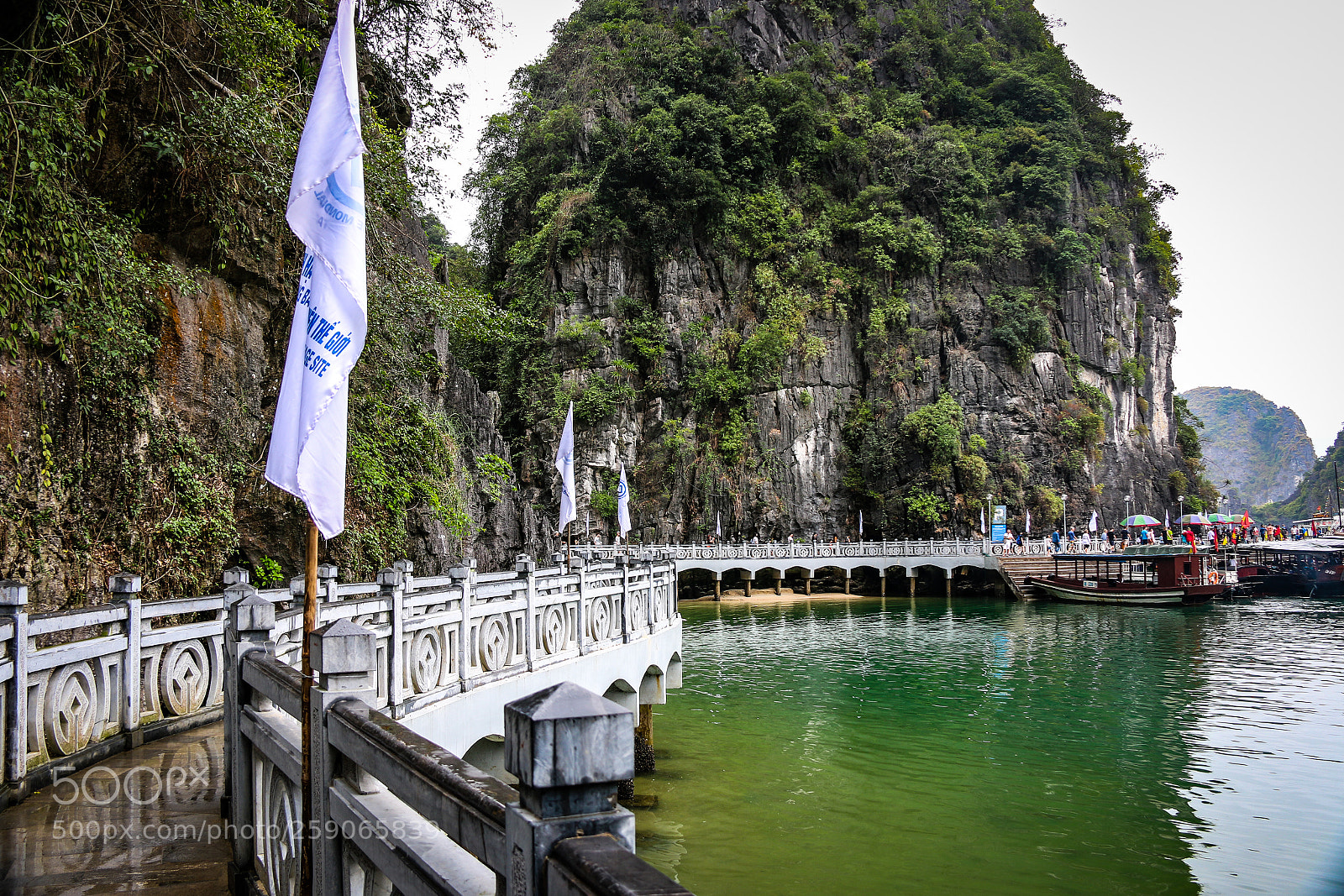 Canon EOS 70D sample photo. Ancient path photography