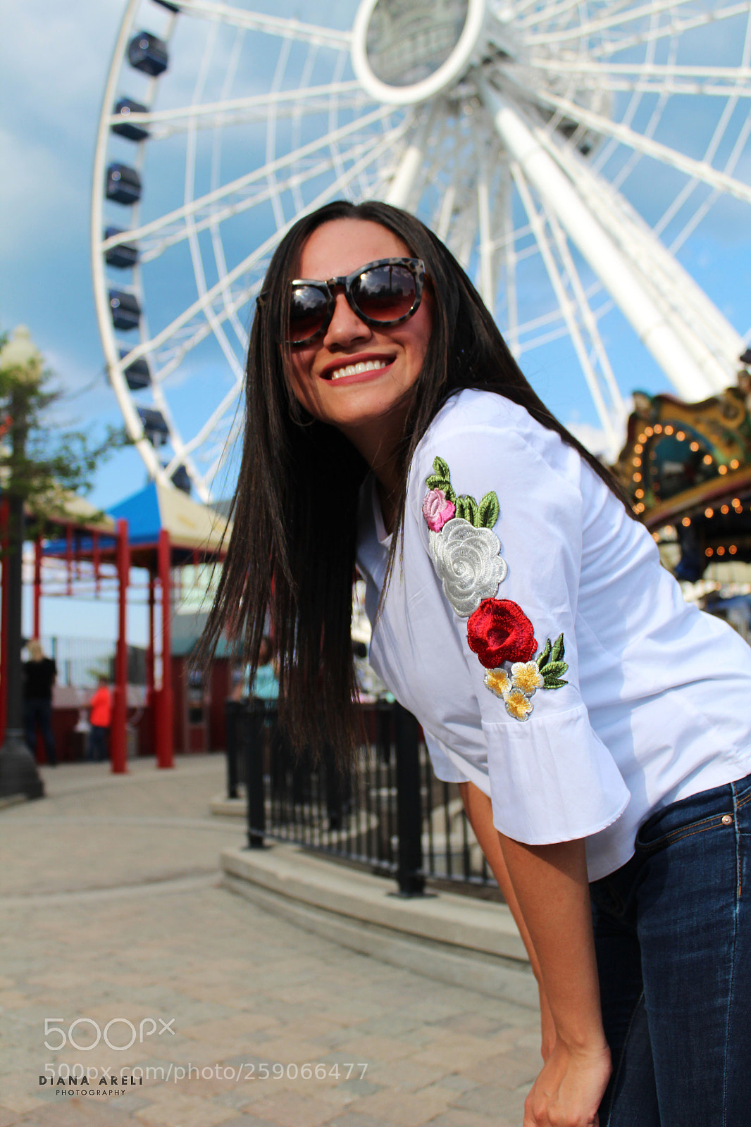 Canon EOS 1300D (EOS Rebel T6 / EOS Kiss X80) sample photo. Fun at navy pier photography