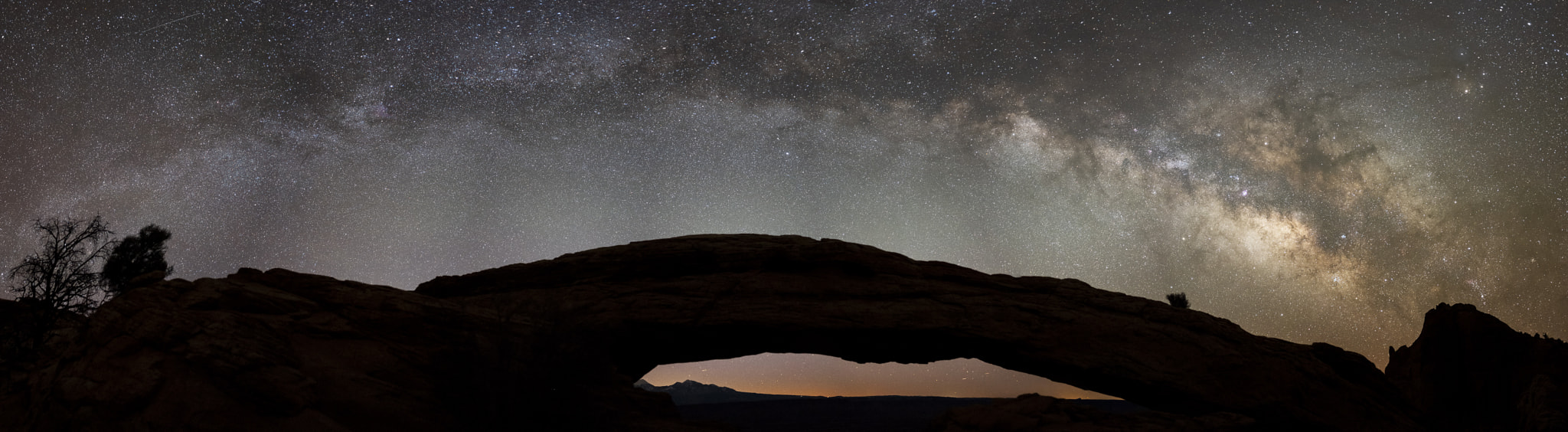 Leica SL (Typ 601) sample photo. Pano milky way arches photography