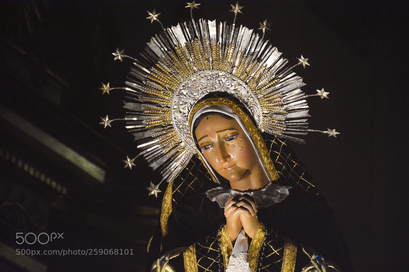 Nikon D5200 sample photo. Con tanto dolor, una photography
