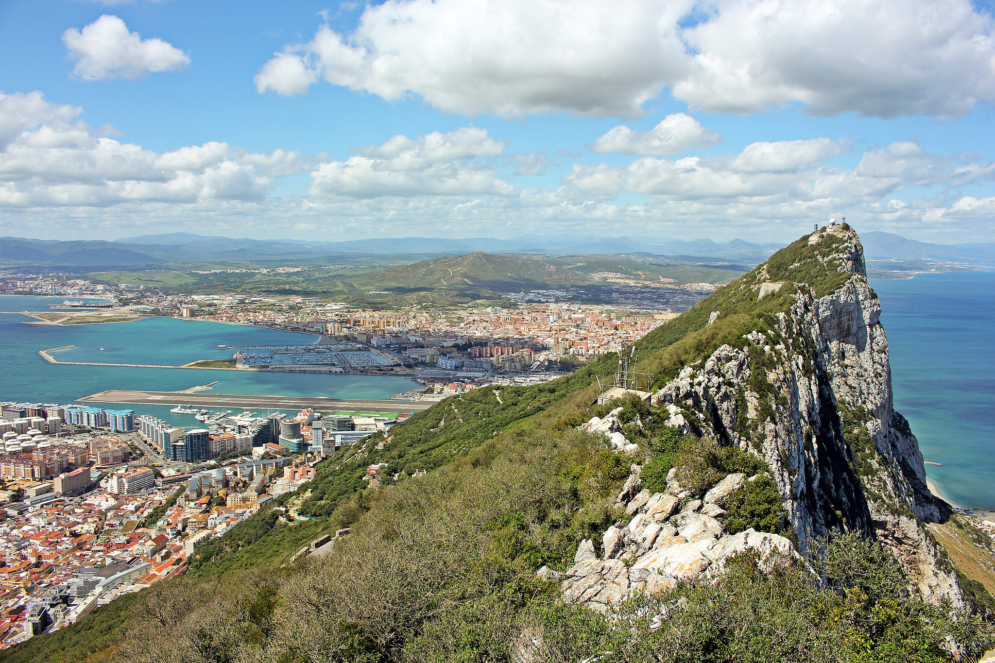 Canon EOS 550D (EOS Rebel T2i / EOS Kiss X4) sample photo. Gibraltar rock photography