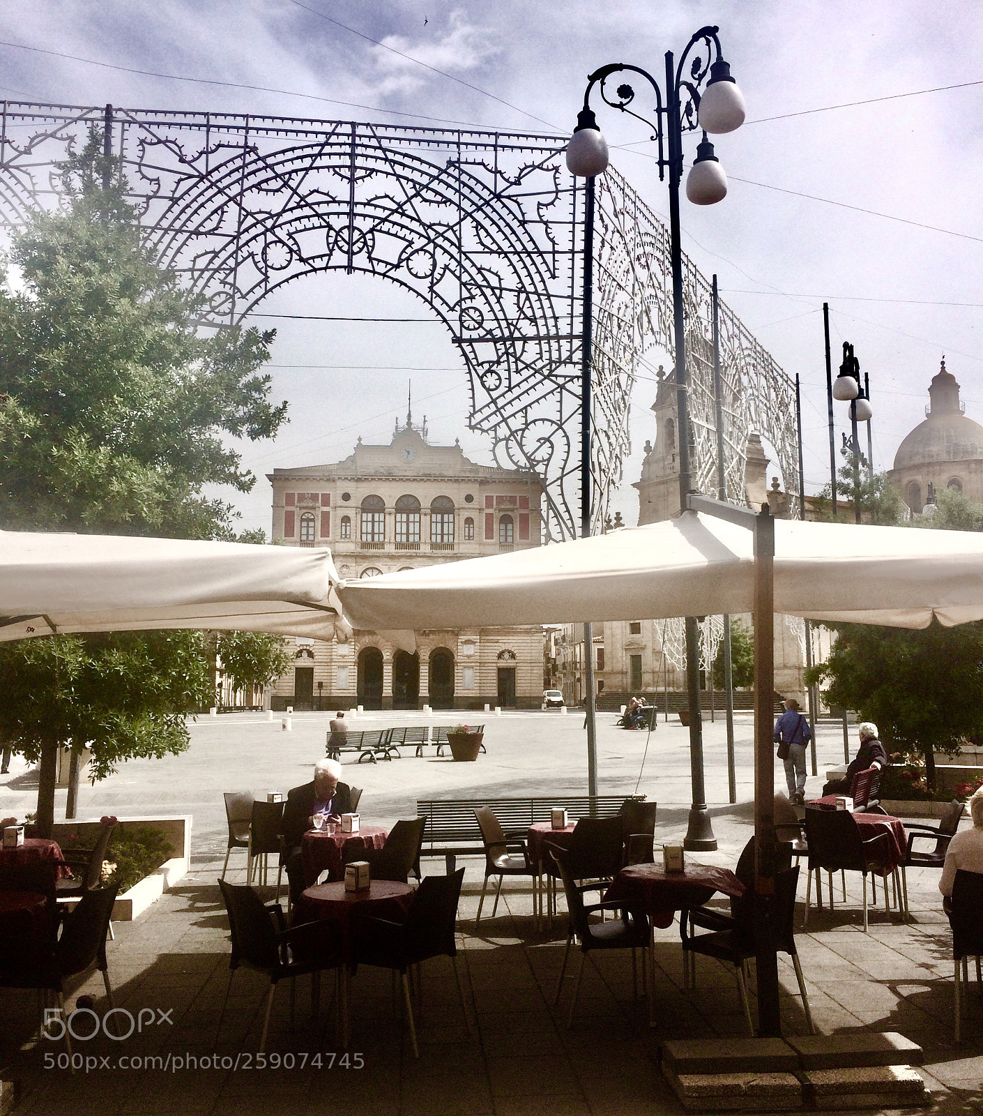 Apple iPhone 5s sample photo. Plaza grammichele 
 photography