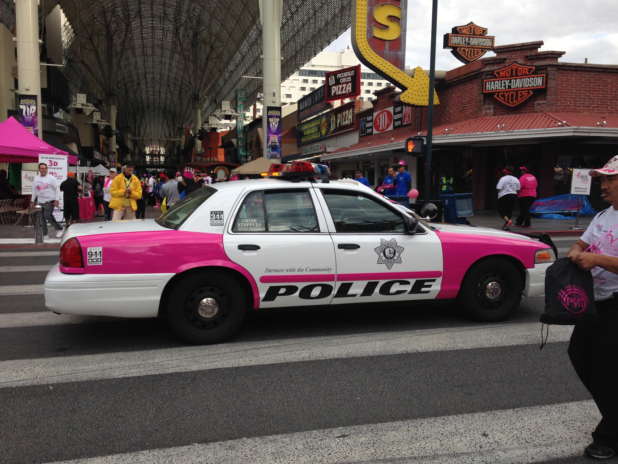 Apple iPhone 5c sample photo. Race for the cure photography