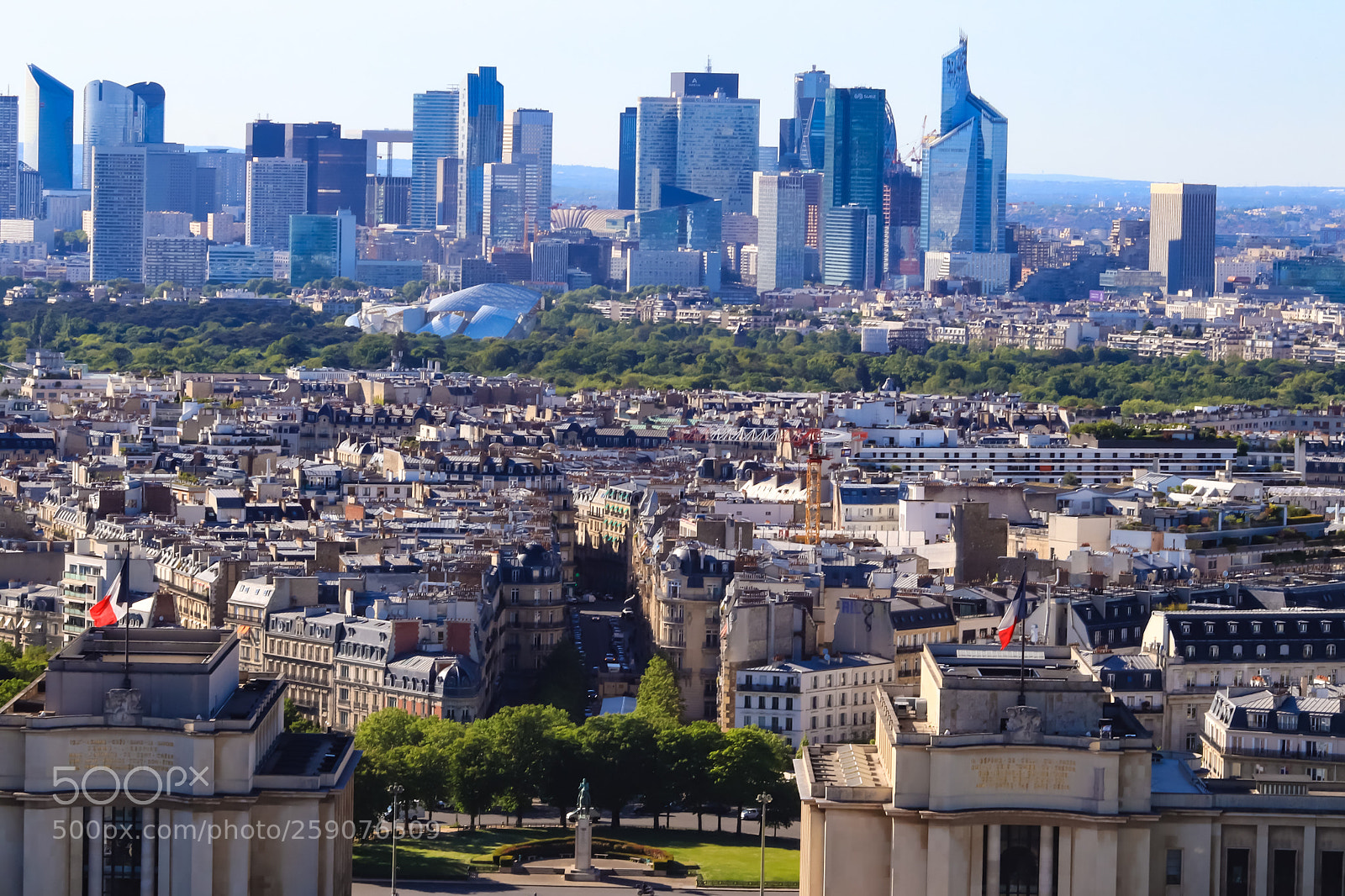 Canon EOS 77D (EOS 9000D / EOS 770D) sample photo. Paris nova ou antiga? photography
