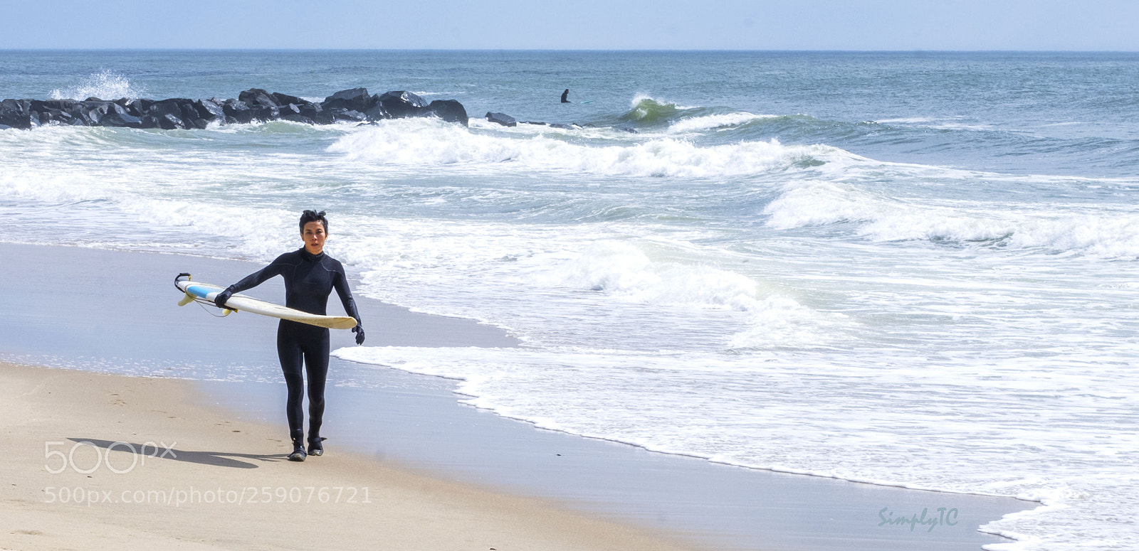 Fujifilm X-T1 sample photo. She surfs photography