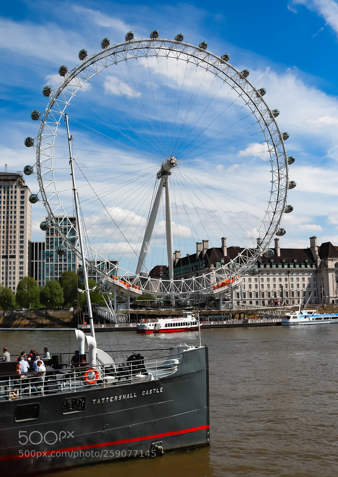 Canon EOS 77D (EOS 9000D / EOS 770D) sample photo. London eye photography