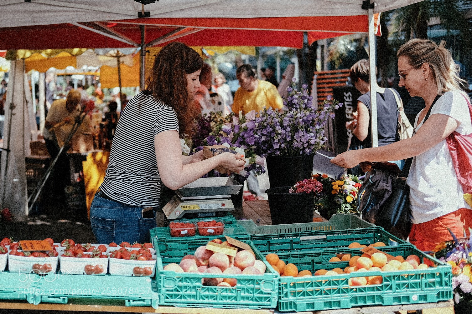 Fujifilm X-Pro2 sample photo. Farmers market photography