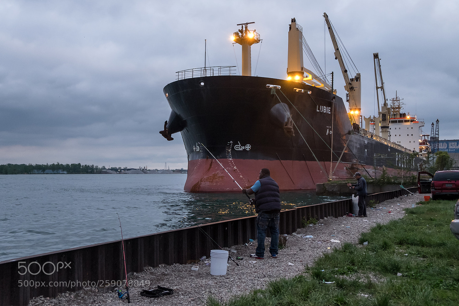 Fujifilm X-T10 sample photo. Along the waterfront photography