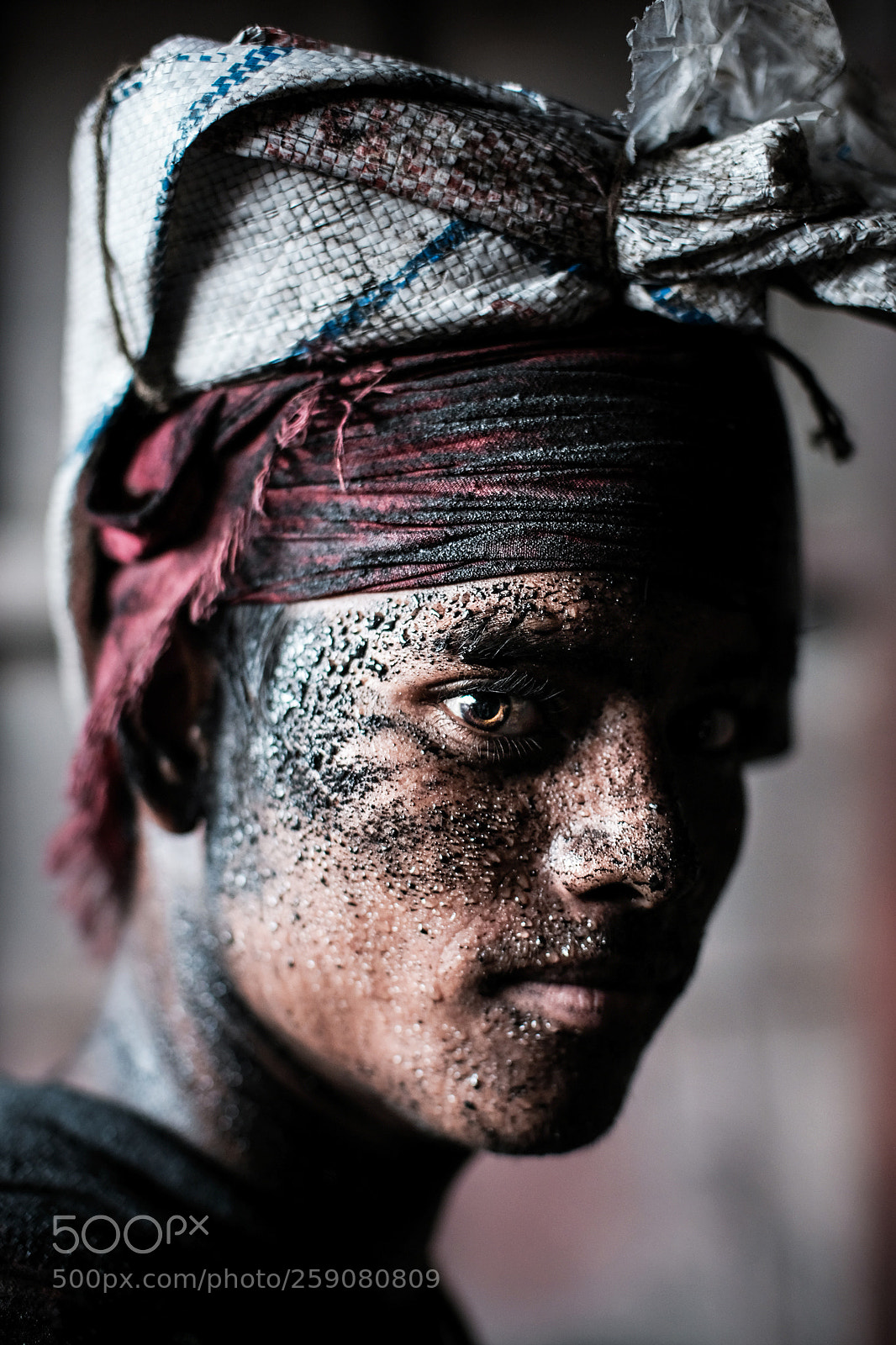 Fujifilm X-T2 sample photo. Coal worker photography