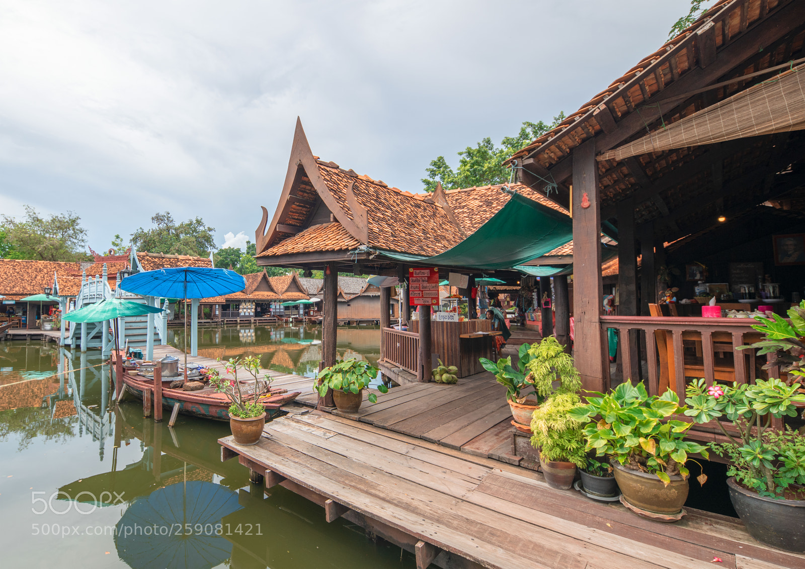 Nikon D850 sample photo. Coin cuisine du restaurant photography