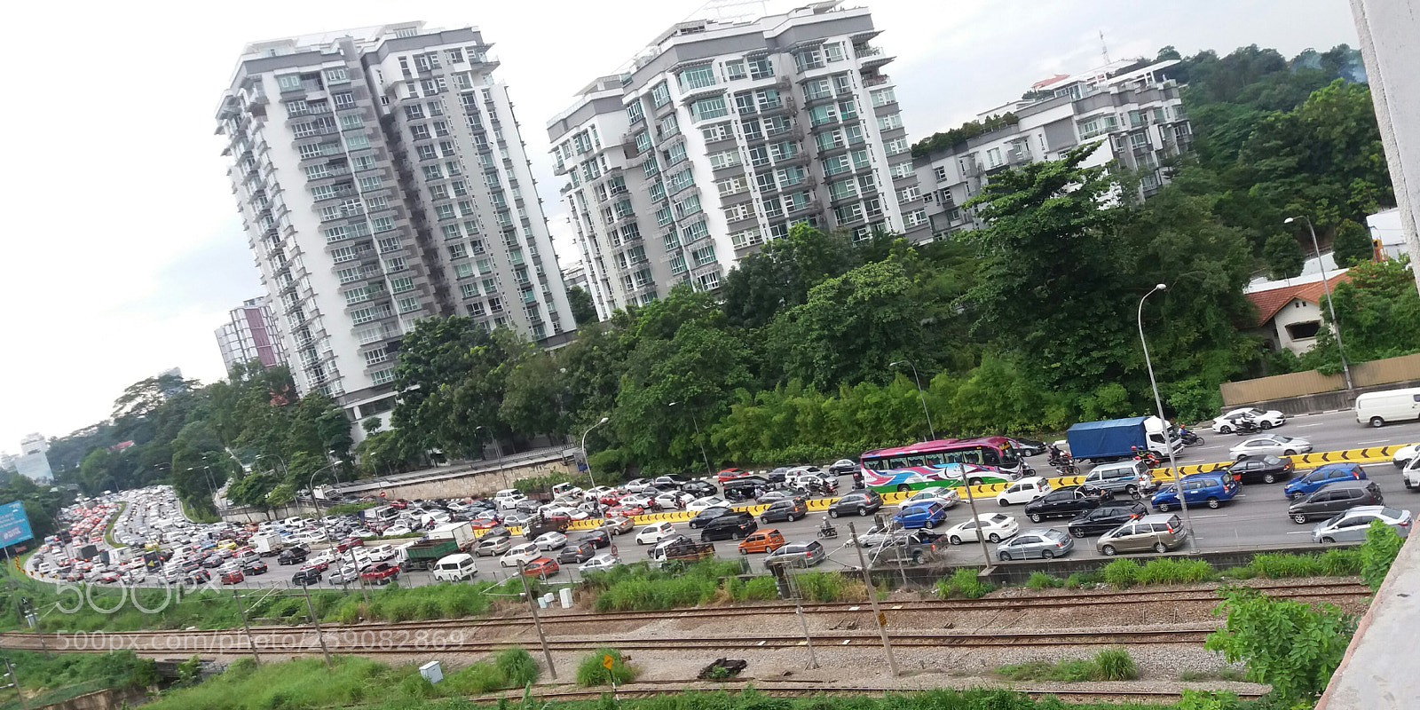Samsung Galaxy J5 sample photo. Traffic jam photography