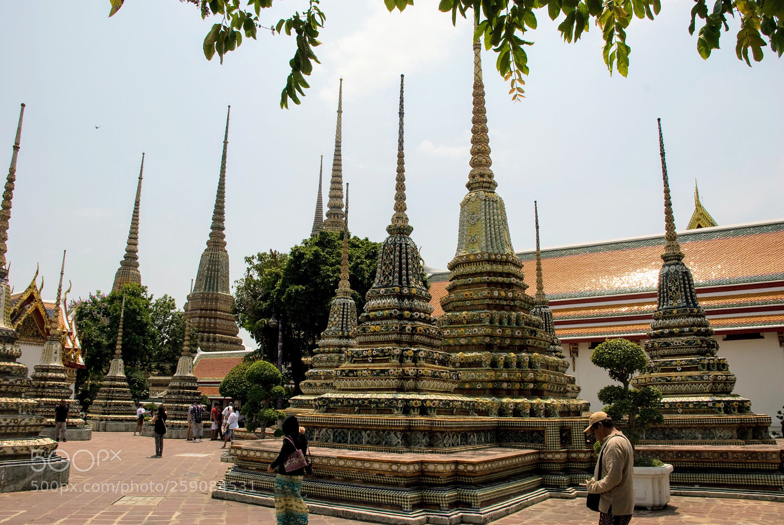 Nikon D80 sample photo. Wat pho towers photography
