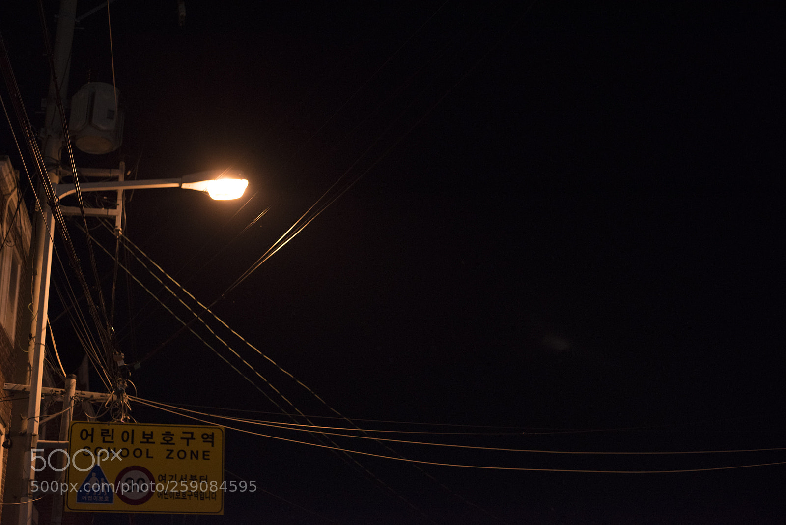 Nikon D810 sample photo. In a town   no.31 photography