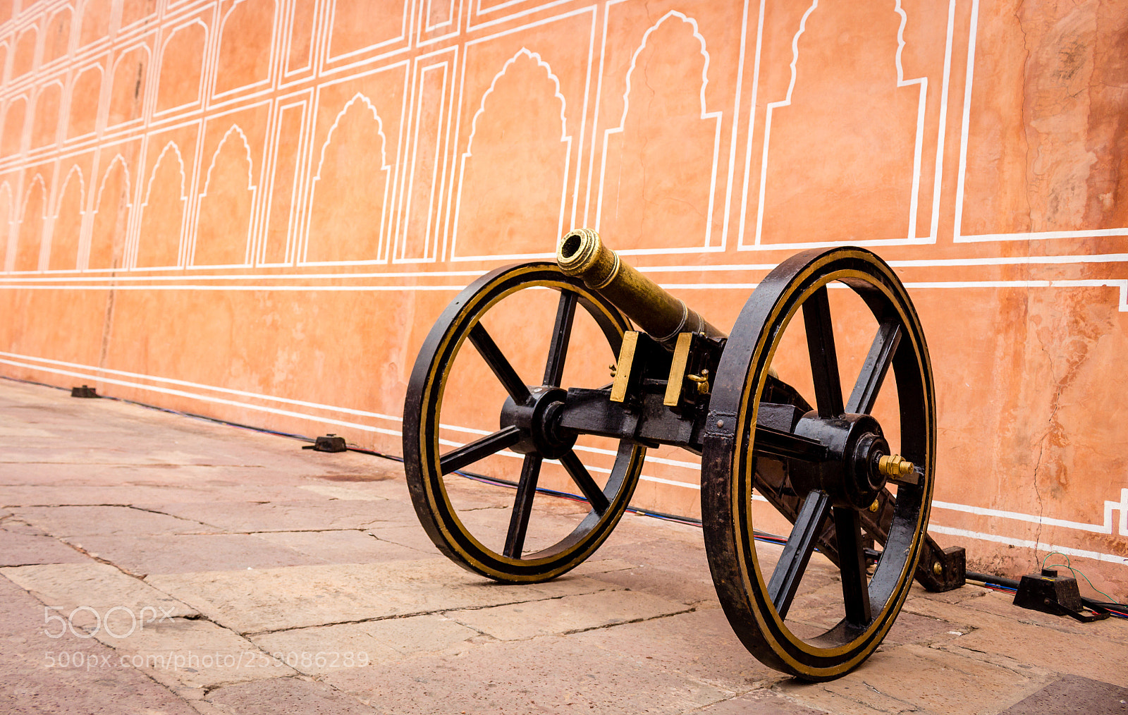 Canon EOS 700D (EOS Rebel T5i / EOS Kiss X7i) sample photo. Cannon at city palace photography